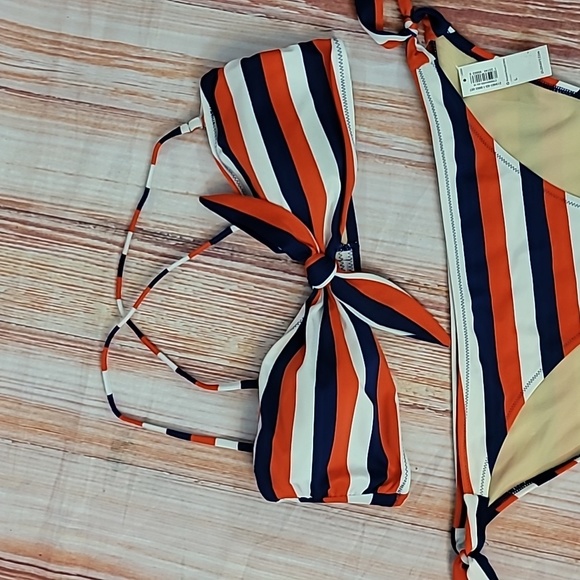 Old Navy striped bikini - Picture 2 of 10